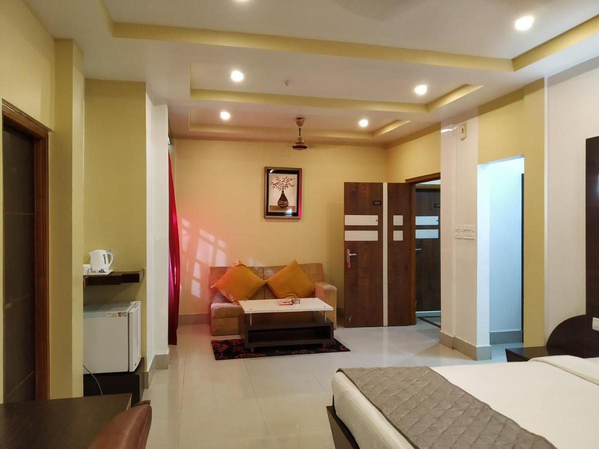 Hotel Sc Continental Itānagar Eksteriør bilde